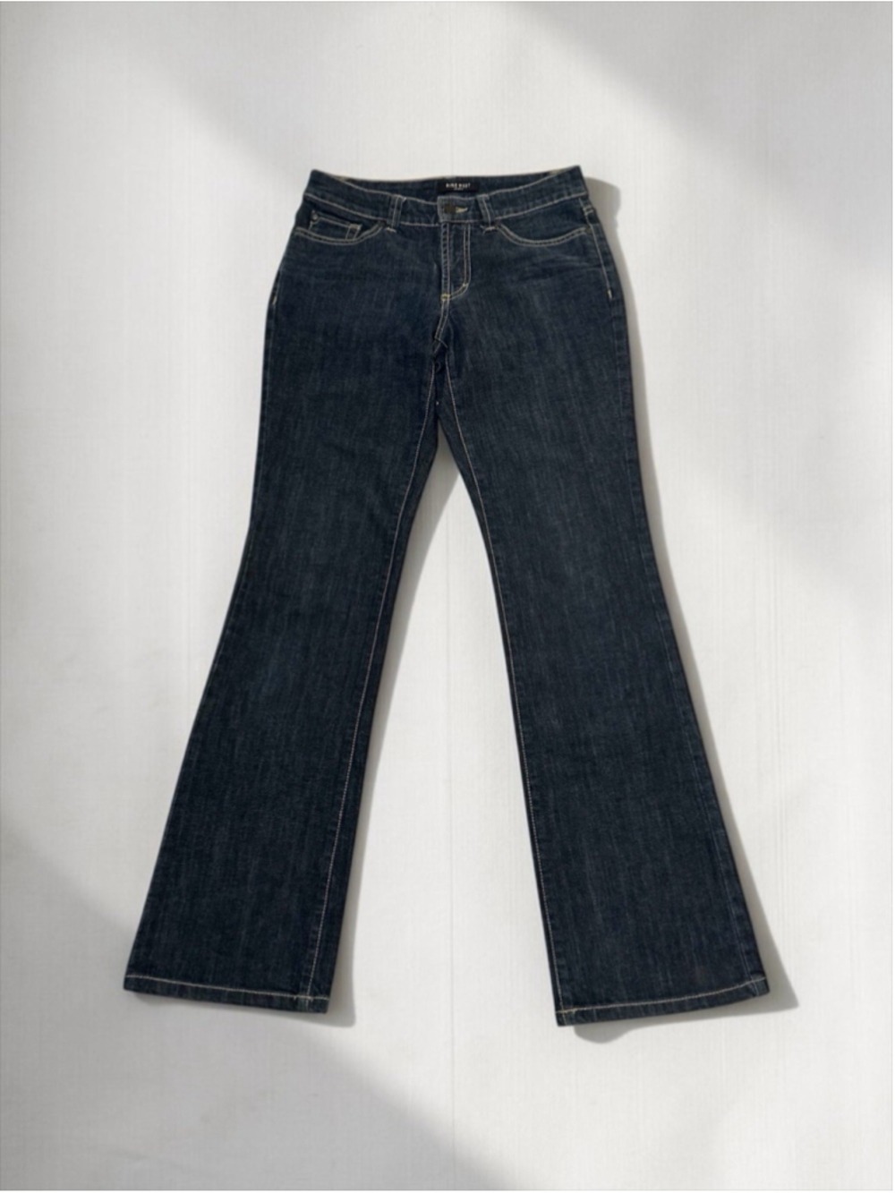 Nine West Bootcut Jeans Womens Size 2 (25 W X 33 L) Cotton & Spandex Stretch
